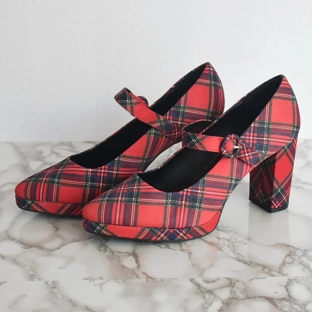 CComfort est 1946 Tartan Christmas Red Plaid Pumps Heels Size 11 M - Picture 2 of 8
